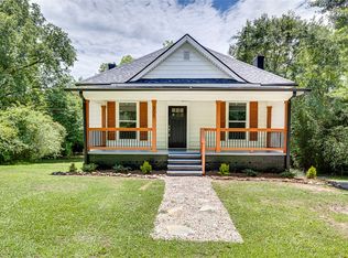 305 Mills Ave, Liberty, SC 29657