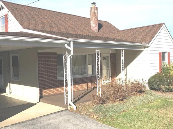 59 E Crestlyn Dr, York, PA 17402