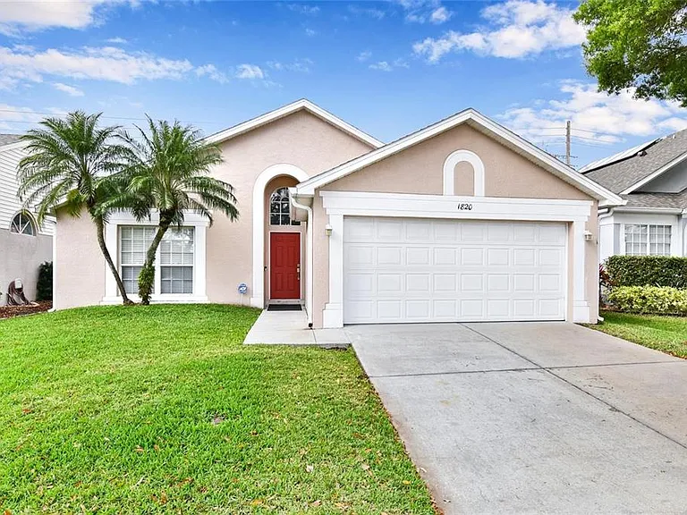 1820 Burchstone Dr — Photo 1