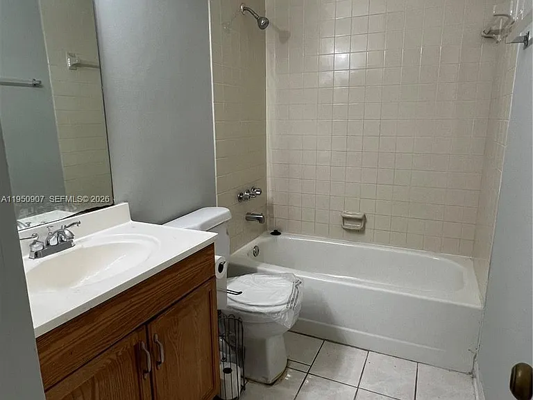 809 NE 214th Ln #2 — Photo 9