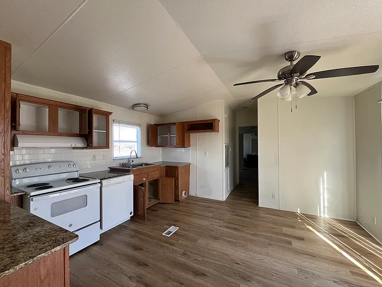 8514 County Road 623 — Photo 8