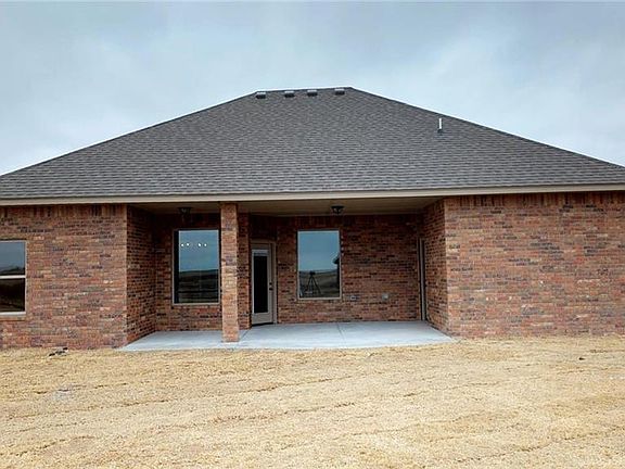 5th image of 472 Auburn Ln