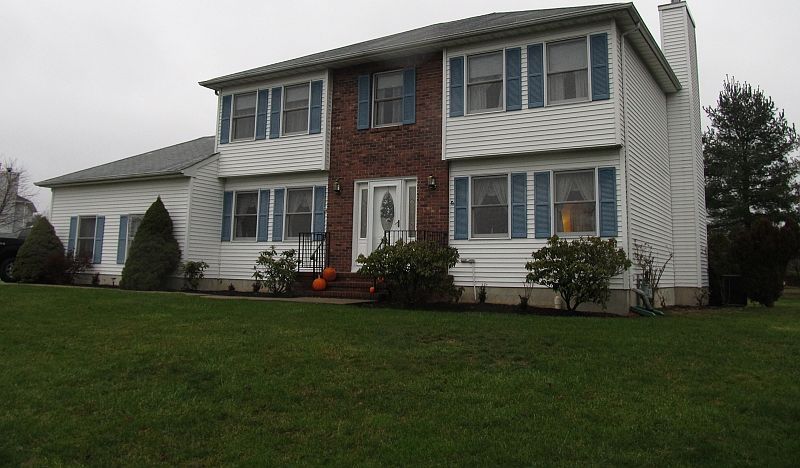 2nd image of 2 Wright Ct