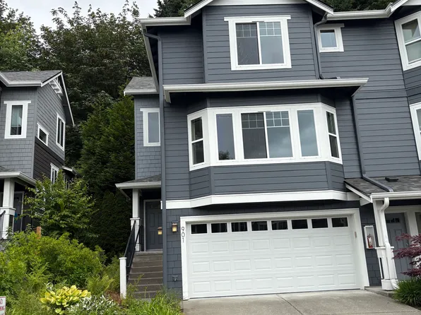 5529 Lakemont Blvd SE APT 901, Bellevue, WA 98006