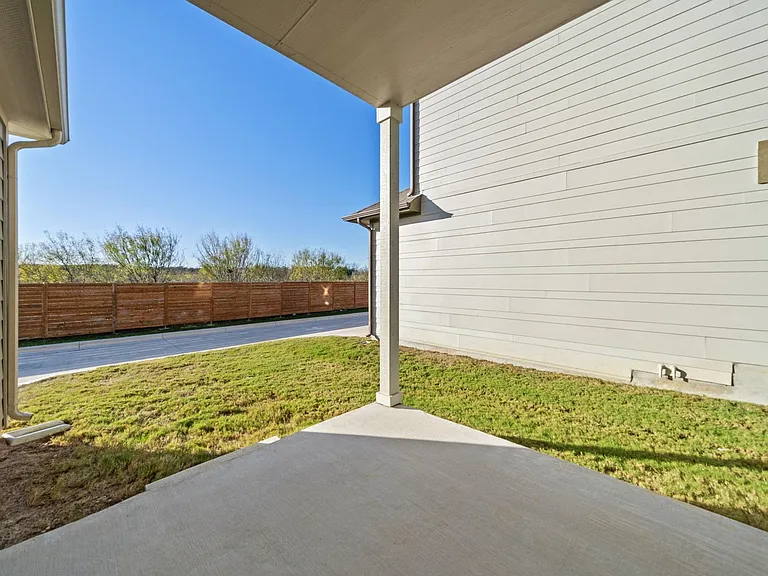 217 Pinnacle Ln — Photo 31