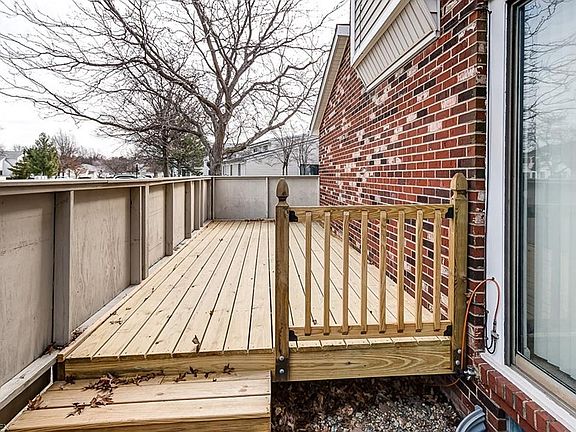 2nd image of 5460 Sierra Dr APT B