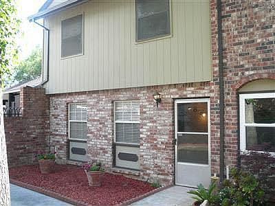 2nd image of 1969 Benita Dr Unit 1
