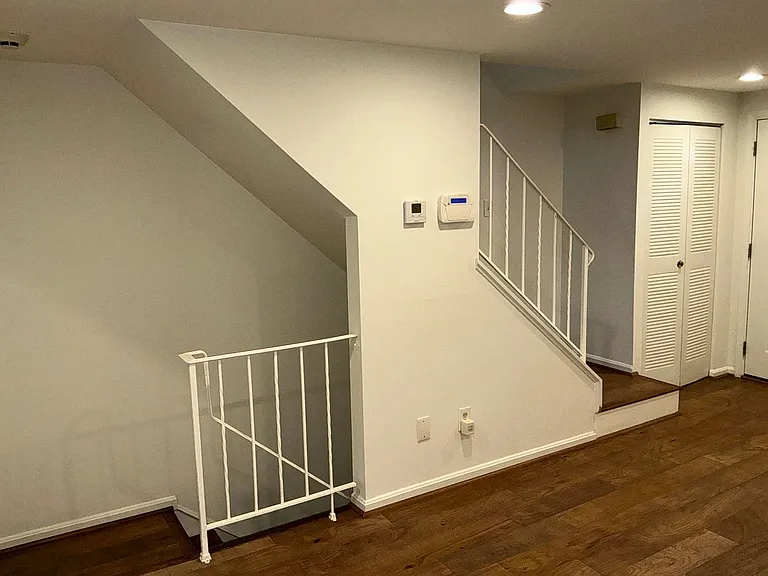 20520 Strath Haven Dr — Photo 11