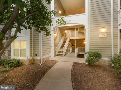 1712 Lake Shore Crest Dr APT 26, Reston, VA, 20190