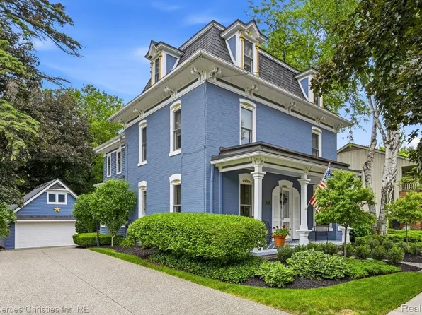 109 N Rogers St, Northville, MI 48167