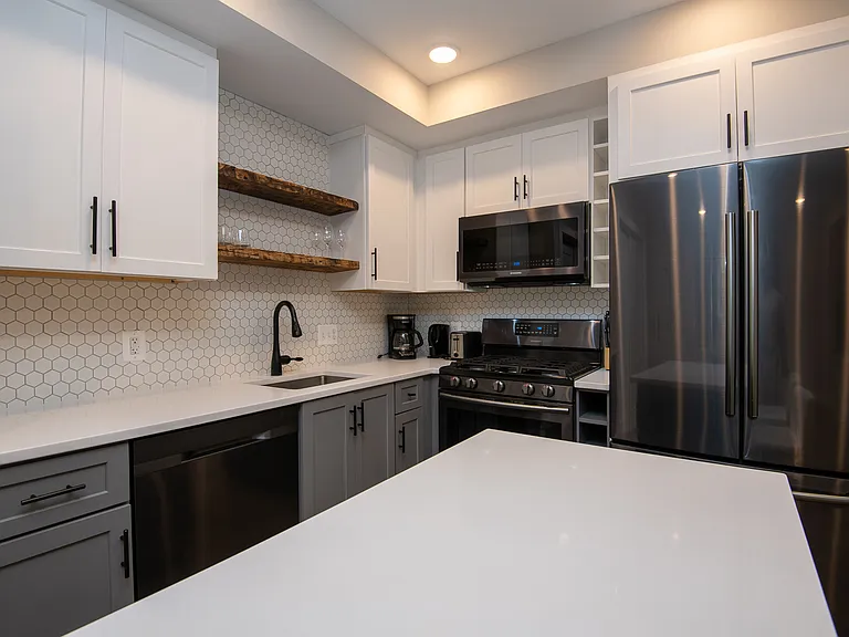 1457 Girard St NW #1 — Photo 5