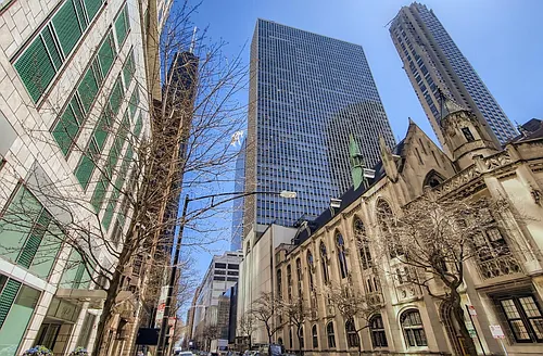 E Chestnut St Photo 1