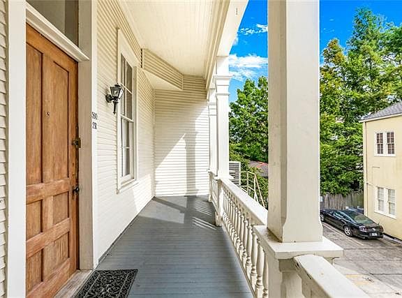 3rd image of 590 Walnut St #2R