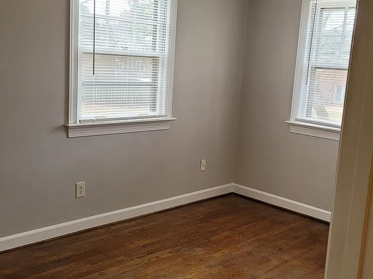 464 Westover Mews — Photo 12