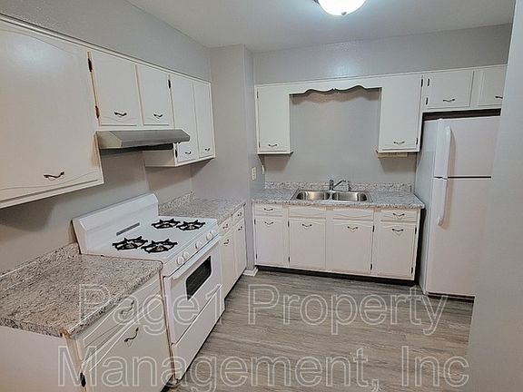5th image of 229 River Ln APT 12