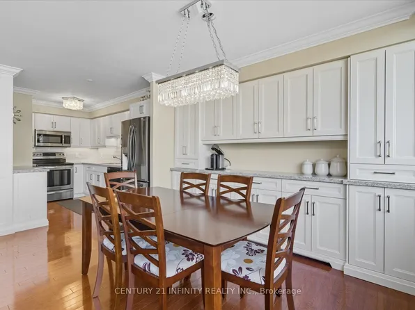 50 Richmond St E Unit 635, Oshawa, ON L1G 7C7