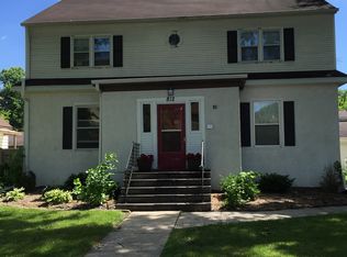 812 7th St S APT 1, Fargo, ND 58103
