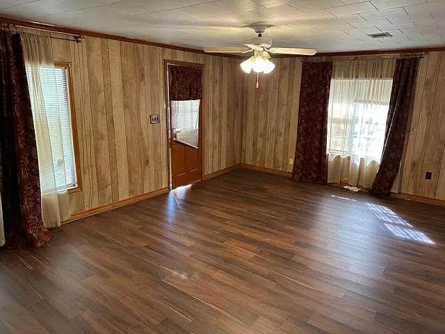 140 W Cora Lee St — Photo 10