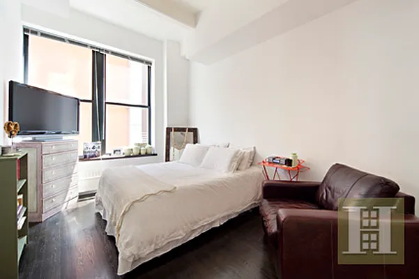 Rented by Halstead Real Estate | media 2