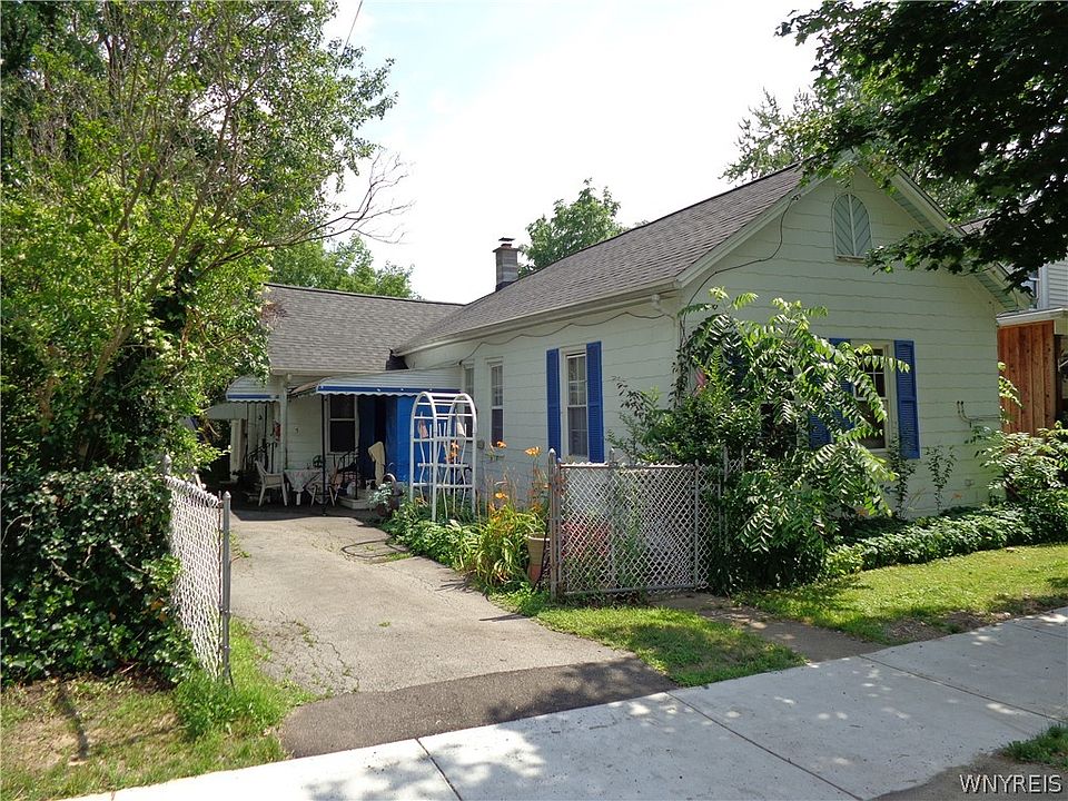 2nd image of 95 Fletcher St