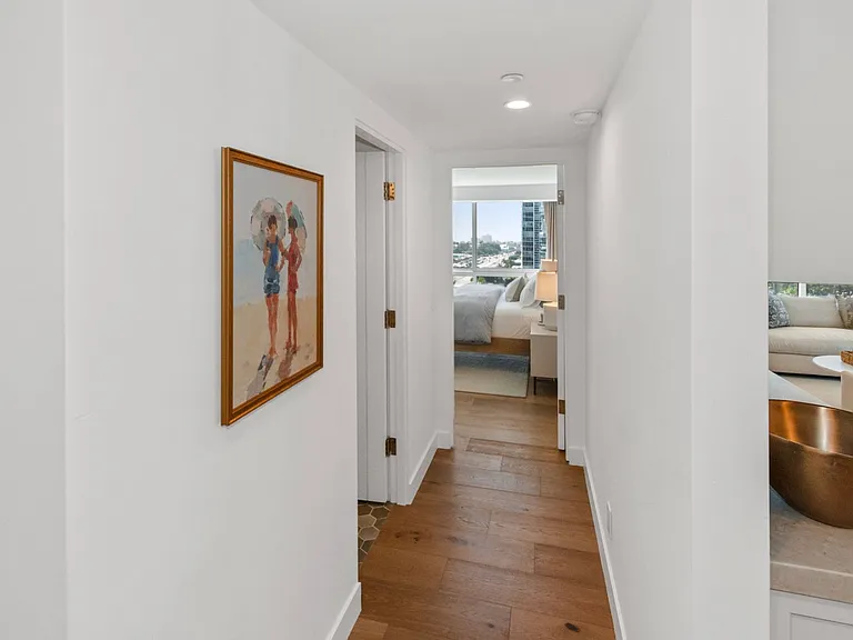 1710 Avenida Del Mundo #803 — Photo 34