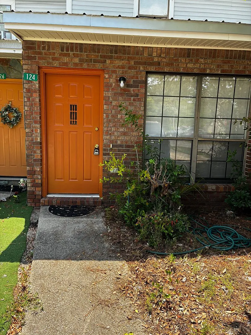 Back on Market! — Photo 1