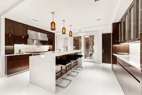 Sold by Modlin Group | media 5