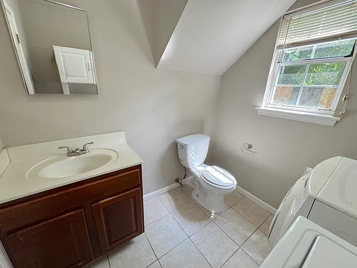 5404 Grand Lake Cres — Photo 15