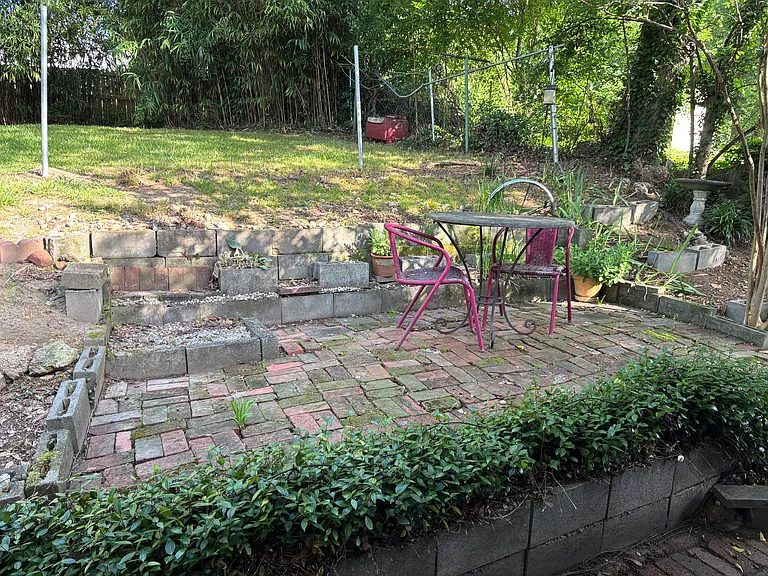 Hemphill Ave — Photo 21