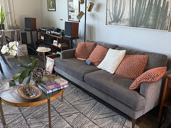 2nd image of 225 Buena Vista Ave APT 1