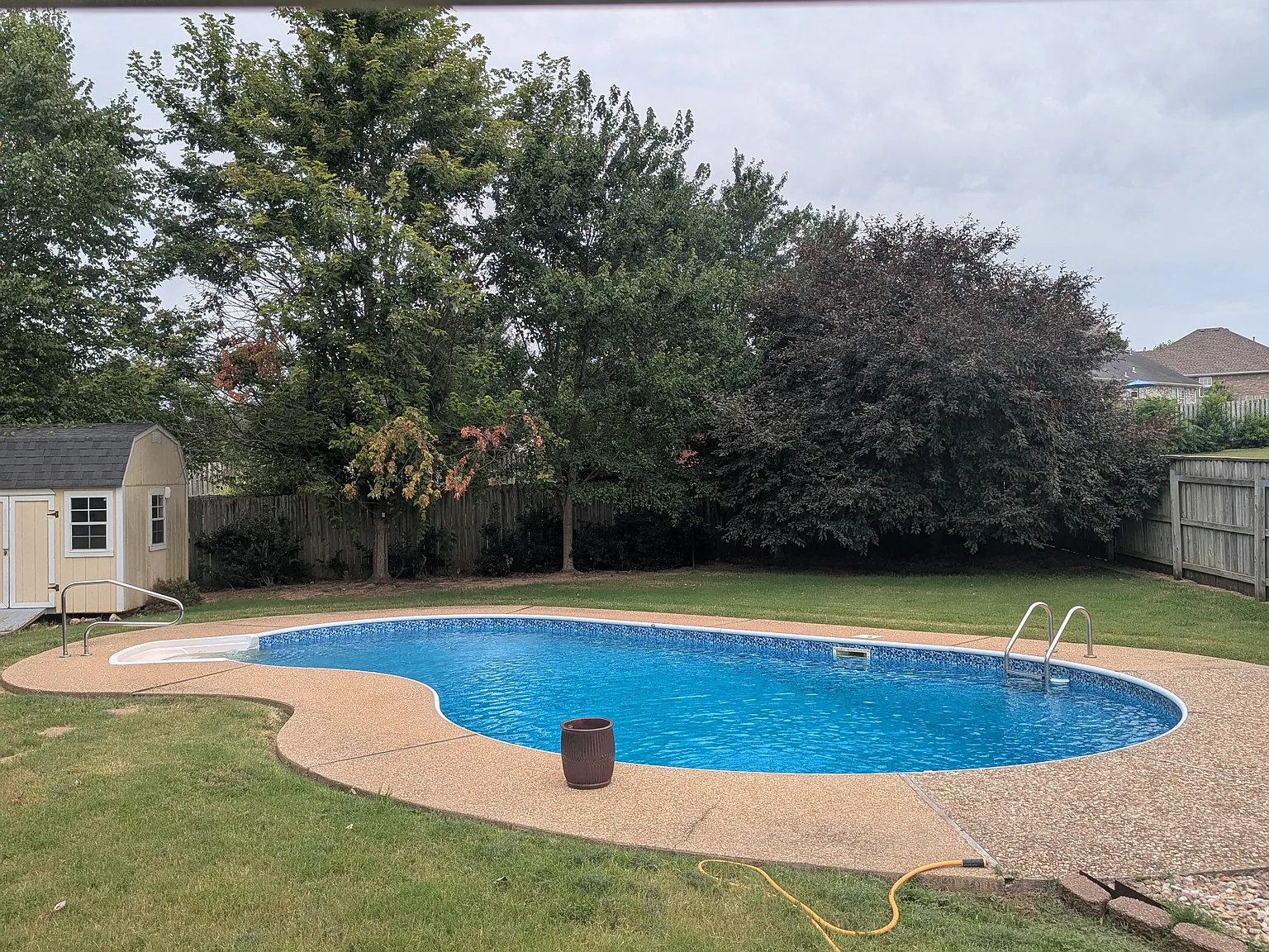 4 bed, 2020 sqft, $2,595 — Photo 2