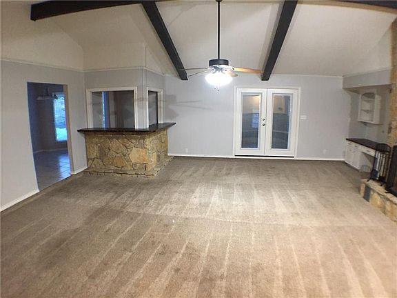 4th image of 609 Panama Ct