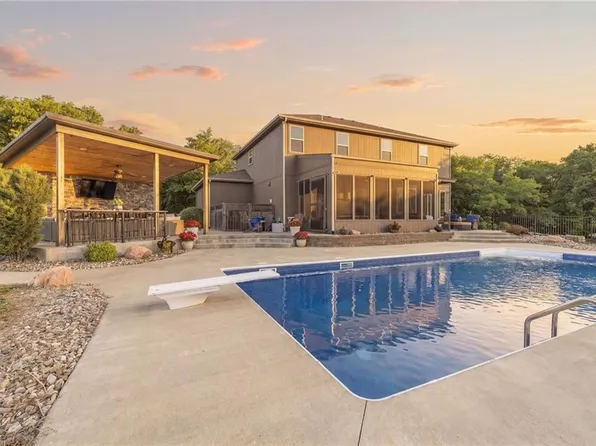 9209 NE 127th St, Liberty, MO 64068