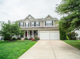 837 Woodbine Ct, Purcellville, VA 20132
