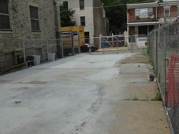 4th image of 4446-48 Frankford Ave