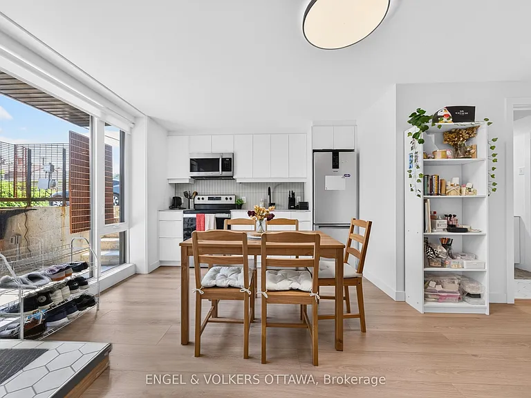 117 Carruthers Ave #D — Photo 5