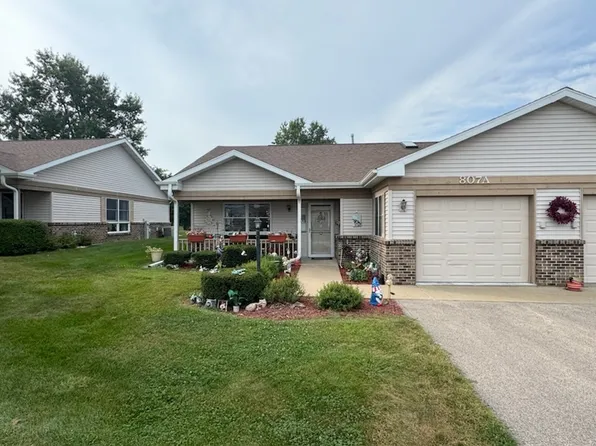 807 Florence Dr #A, Sterling, IL 61081