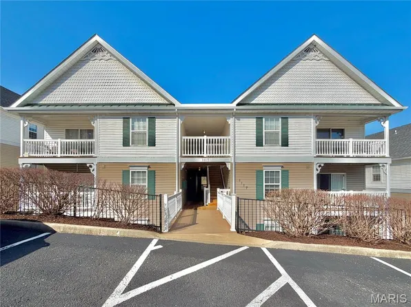 1117 Arbor Creek Dr APT 3C, Saint Louis, MO 63122