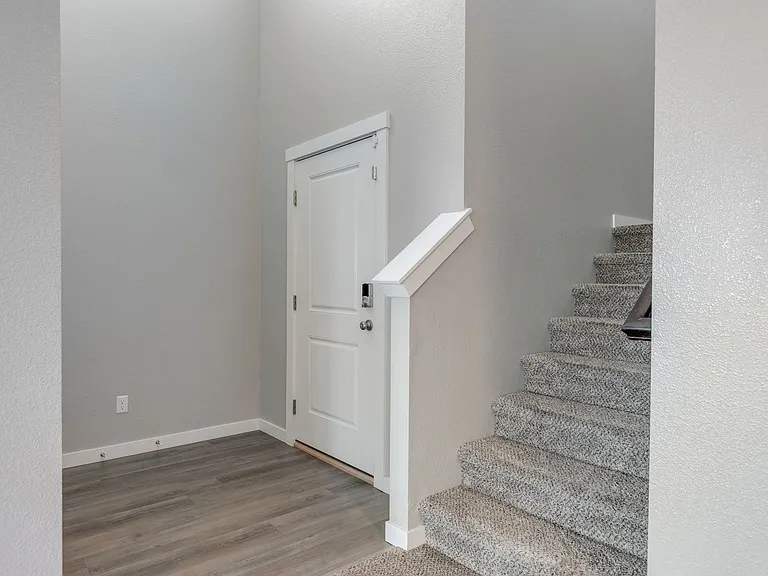 133 S Baraya Way — Photo 29
