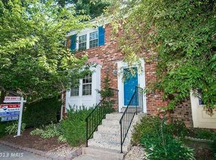 4921 McFarland Dr, Fairfax, VA 22032