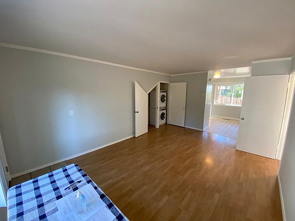 3rd image of 3530 Farm Hill Blvd APT 10