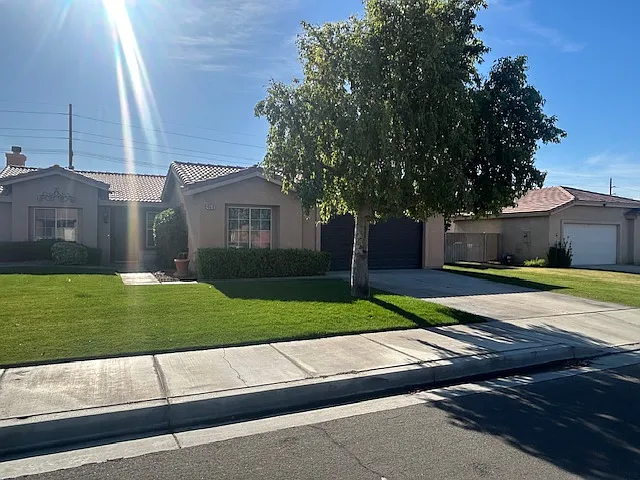 45510 Sunbrook Ln — Photo 2