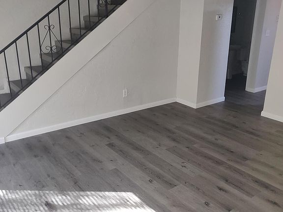4th image of 4615 N 39th Ave APT 4