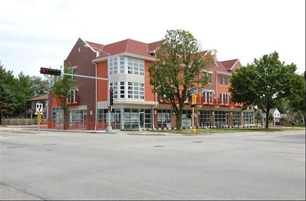 1st image of 2280 N Swan Blvd