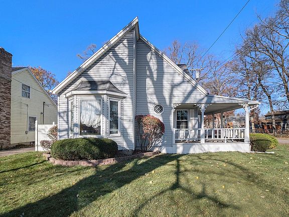 3rd image of 7000 Williams Lake Rd