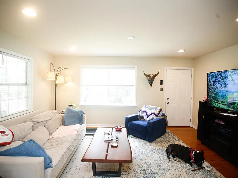 7220 Amherst Dr — Photo 2