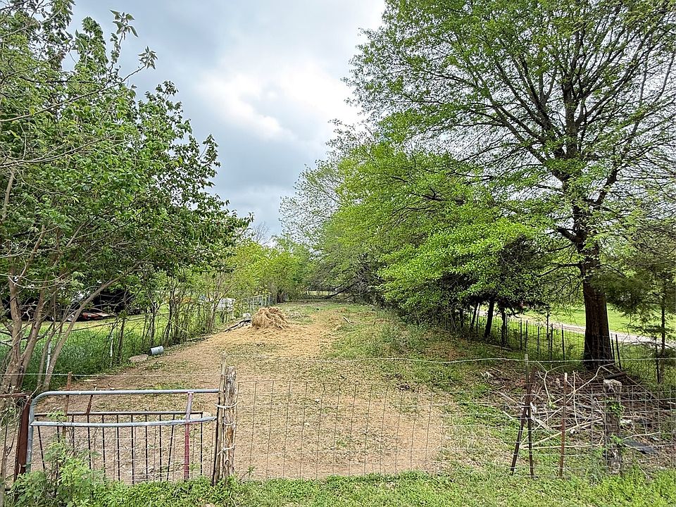 1st image of 3300 Middlefield Rd