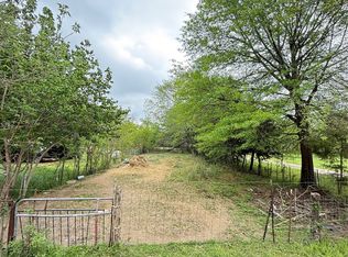 3300 Middlefield Rd, Dallas, TX 75253