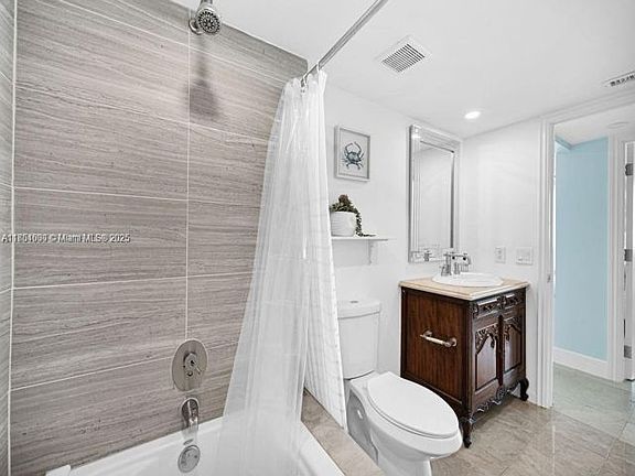 4th image of 1111 SW 1st Ave APT 1419