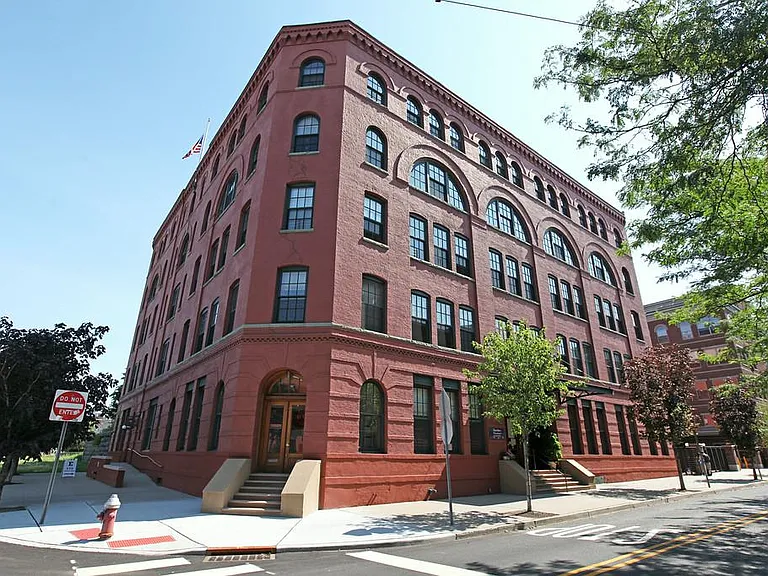 Park Foundry - Hamilton Park Neighborhood